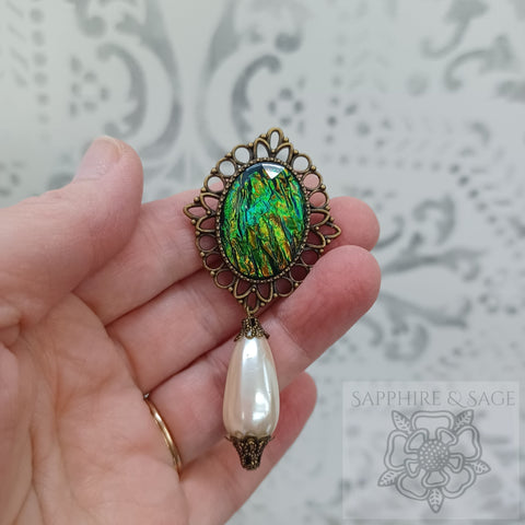 "Elinor" Brooch in Dragonscale
