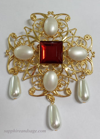 "Caroline" Oversized Brooch