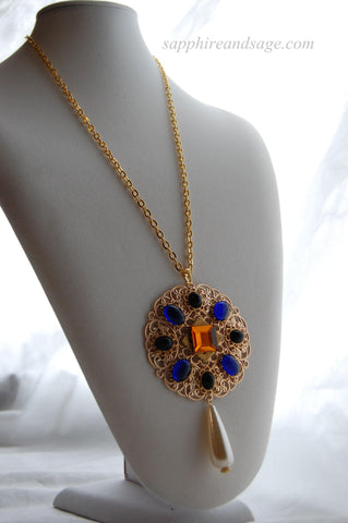 "George" Filigree Medallion Pendant Necklace