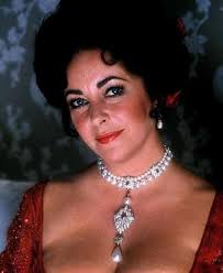 "La Peregrina" Pearl Elizabeth Taylor Portrait Replication Necklace