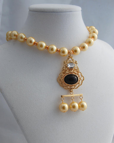 "Princess Elizabeth Tudor" Renaissance Portrait Replication Necklace