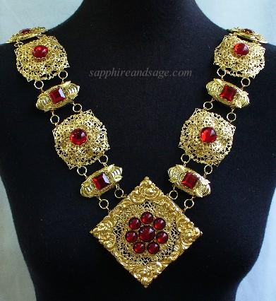 "St@r Trek: The Next Generation" Q Judge Replication Necklace