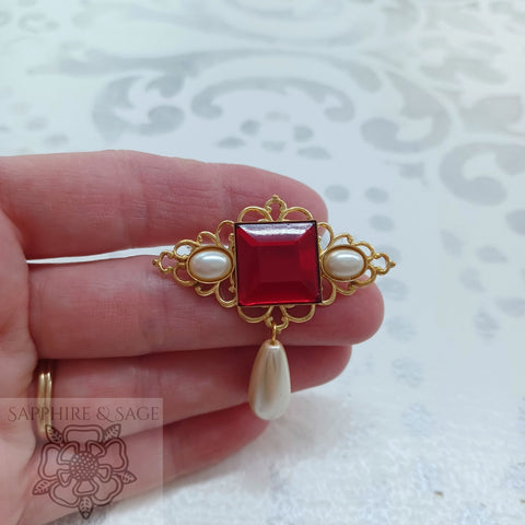 RTS (ready to ship) - Darla Brooch